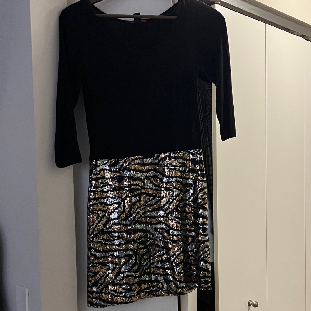 Betsey Johnson Black and Gold Sequin Dress